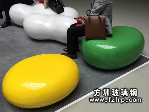 玻璃钢家具制造技术引领家居潮流 玻璃钢家具制造技术引领家居潮流