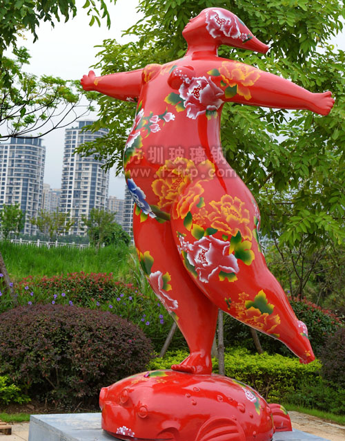 玻璃钢肥女彩绘雕塑 玻璃钢肥女彩绘雕塑