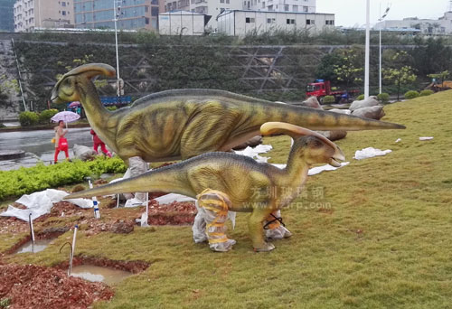 南宁市政打造仿真恐龙家族景观雕塑工程
