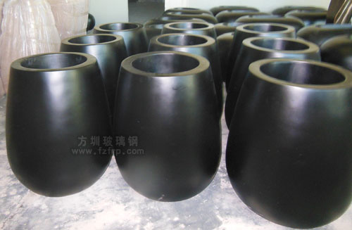 海南度假酒店定制玻璃钢组合花盆工厂生产图 海南度假酒店定制玻璃钢组合花盆工厂生产图