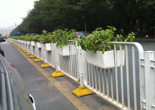 道路护栏花盆 道路护栏花盆