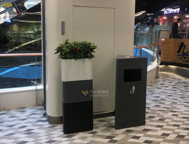 湖南商场电梯口玻璃钢景观花盆垃圾桶组合搭配 湖南商场电梯口玻璃钢景观花盆垃圾桶组合搭配