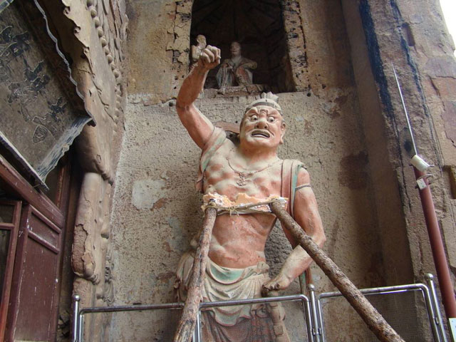 宗教雕塑在中西方古代雕塑中的特点 宗教雕塑在中西方古代雕塑中的特点