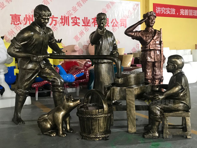 梅州客家民俗玻璃钢磨豆腐雕塑园林仿铜景观小品 梅州客家民俗玻璃钢磨豆腐雕塑园林仿铜景观小品